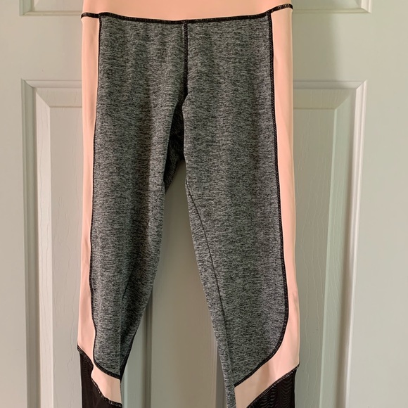 Power Legging - Picture 2 of 8